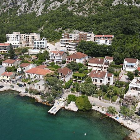 Montenegro Apartmant'S Kotor Buitenkant foto