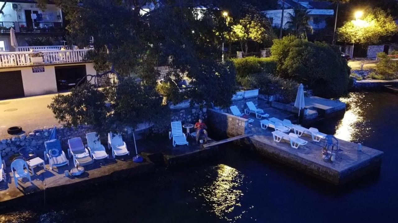 Montenegro Apartmant'S Kotor Buitenkant foto